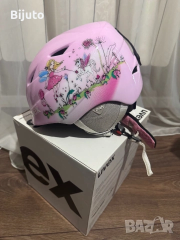 Каска  Детска много красива UVEX