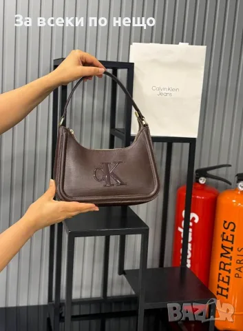 Calvin Klein Дамска Компактна Елегантна Чанта За Рамо Келвин Клайн - Различни Цветове Код SEM-205, снимка 3 - Чанти - 55774006