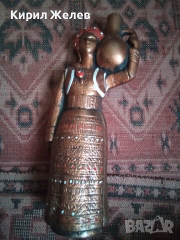 Бутилка стара керамична фигурална  ръчно рисувана етно тематика 43745