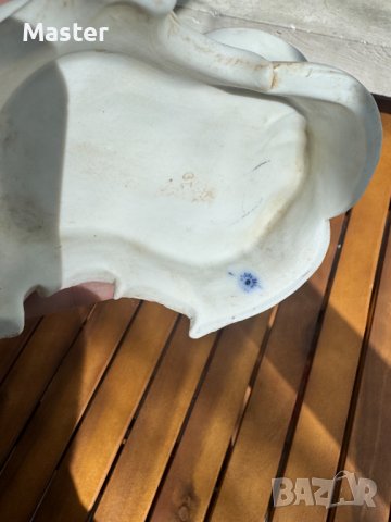 Порцеланова сцена от 20-ти век Бисквит "Дамата с кученцето", снимка 9 - Антикварни и старинни предмети - 44434408