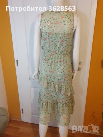 Дамска рокля на цветя RESERVED, снимка 2 - Рокли - 42895526
