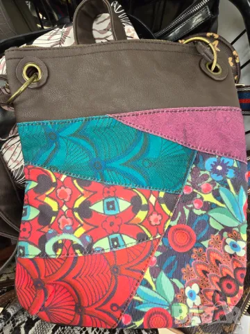 Дамска чанта Desigual , снимка 2 - Чанти - 49401239