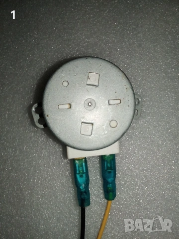 моторче от микровълнова печка zanussi, снимка 3 - Микровълнови - 53068275