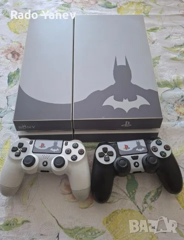 Playstation 4 500GB Batman Edition + два джойстика