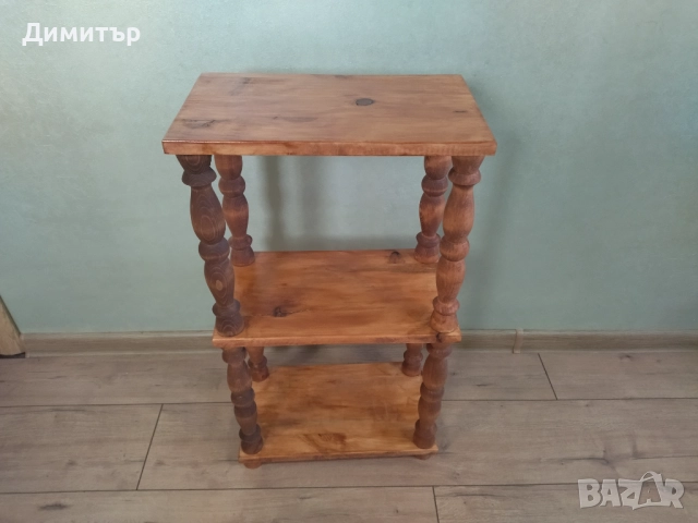 Етажерка със струговани орнаменти !!!, снимка 2 - Етажерки - 52827200