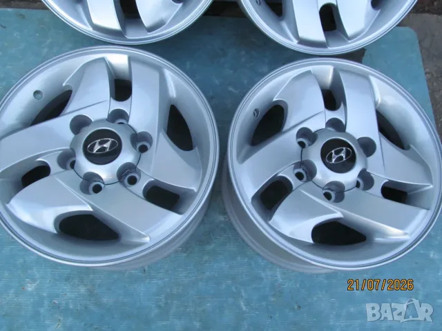 Оригинални Алуминиеви джанти за Hyundai Terracan - 6 x 139,7mm, централен отвор 106,1 mm, ET 25, снимка 3 - Гуми и джанти - 55825787