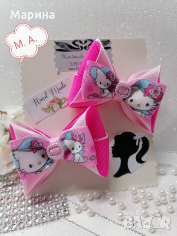 Аксесоар за коса с панделка на сладко Hello Kitty. , снимка 1 - Шноли, диадеми, ленти - 31696503