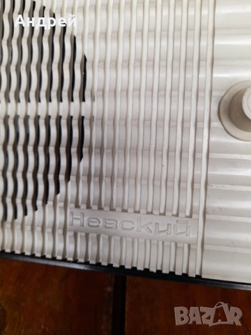 Стара радиоточка Невский, снимка 2 - Антикварни и старинни предмети - 40203329