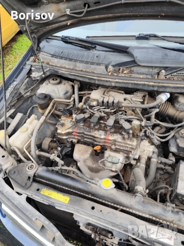 Нисан Алмера Тино1.8, снимка 4 - Автомобили и джипове - 52478353