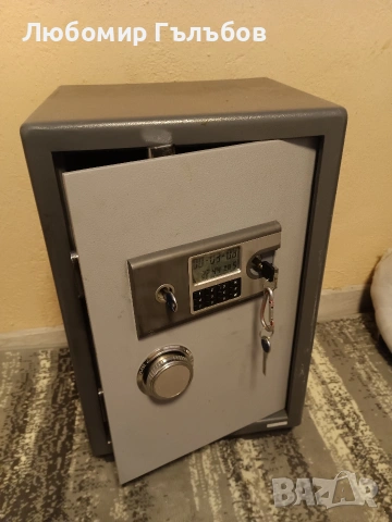 Огнеупорен сейф