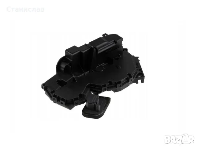  VW Touran 5T Брава за задна лява врата 