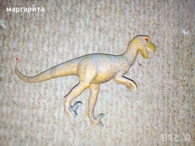 героите от играта на играчките и динозаври, снимка 9 - Колекции - 31361977