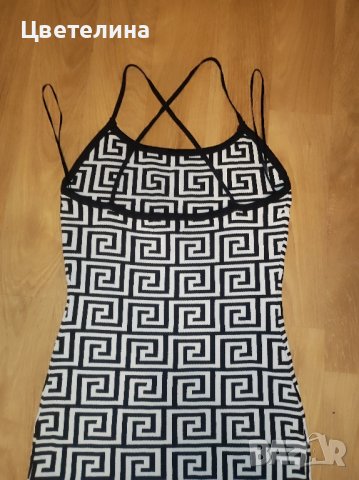 Дамска рокля с геометрични фигури размер S/M цена 27 лв. + подарък гривна , снимка 4 - Рокли - 42769139
