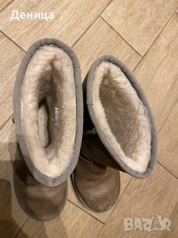 Зимни ботуши UGG, снимка 2 - Дамски ботуши - 53461641