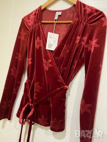 &other Stories нова блуза плюш с етикет, снимка 8 - Блузи с дълъг ръкав и пуловери - 35596350