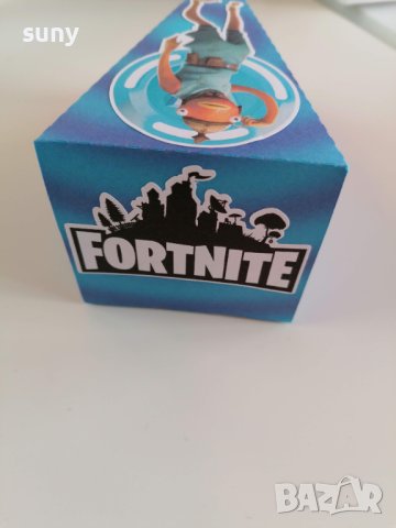 Картонена торта Фортнайт/Fortnite, снимка 3 - Други - 42886905