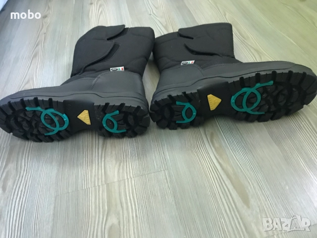 Италиански, черни ботуши номер 44, със система за допълнително сцепление - Alpi System и с от, снимка 4 - Мъжки ботуши - 52322637