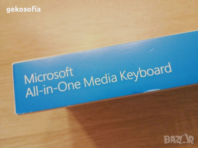 Майкрософт безжична клавиатура с тъч пад, снимка 5 - Клавиатури и мишки - 53933541