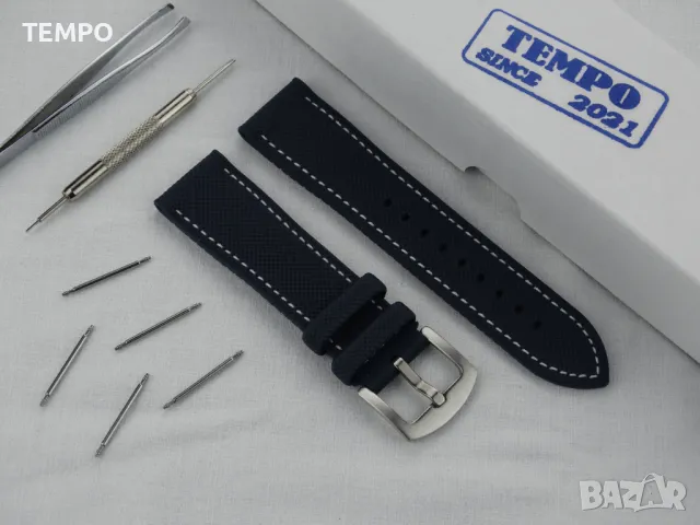 СИЛИКОНОВА КАИШКА СИНЯ С БЯЛ ШЕВ- 18мм + ПОДАРЪК, снимка 3 - Каишки за часовници - 48451472