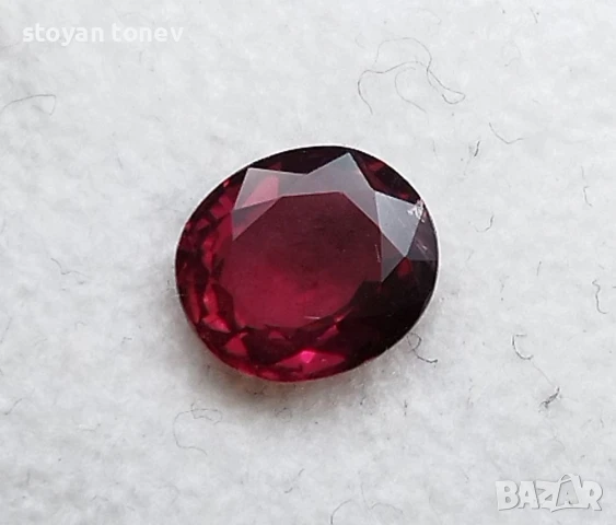 Естествен рубин с лилавеещо червено и тегло 0.85кт! Сертификат! Нов!, снимка 8 - Други - 47297955
