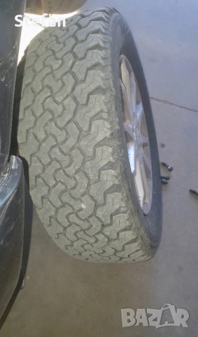 235/65/17 Гуми, снимка 4 - Гуми и джанти - 52244261