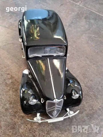 метална количка Citroen 15 CV  Maisto 1:18, снимка 3 - Колекции - 49196792