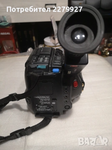 PHILIPS VKR 6880/01 mini Explorer VHS C, снимка 4 - Камери - 53145053