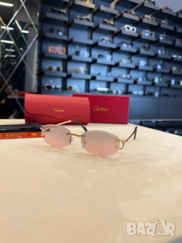 очила с черен обикновен калъф и ув защита cartier gucci fendi , снимка 4 - Слънчеви и диоптрични очила - 51896834