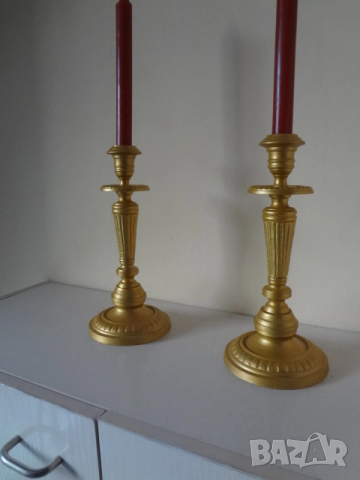 Комплект от 2 бр. бронзови свещника, снимка 5 - Антикварни и старинни предмети - 53079634