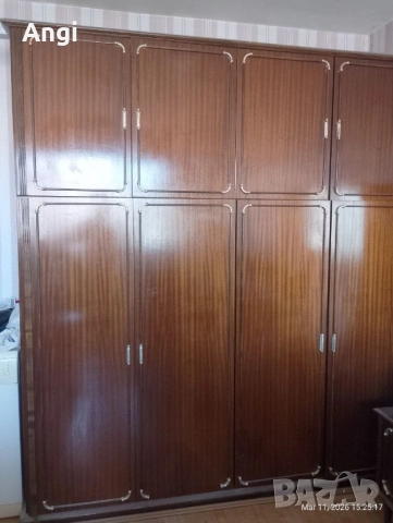 Голям четирикрилен гардероб с надстройка – много запазен, снимка 2 - Гардероби - 53889192