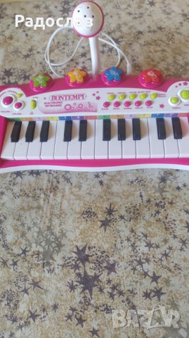 BONTEMPI детско пиано с микрофон , снимка 2 - Музикални играчки - 42782952