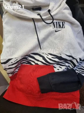 Nike дамско худи xs, снимка 5 - Спортни екипи - 47942964