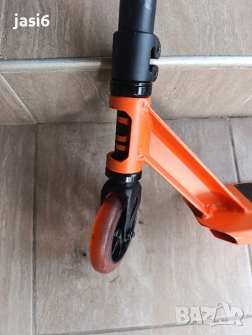 Oxelo Freestyle тротинетка за трикове, снимка 4 - Скутери и тротинетки - 51553851