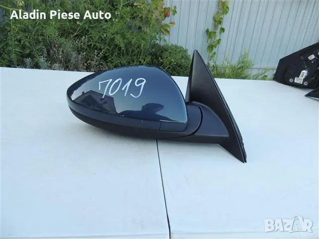 Дясно огледало Kia Ceed година 2018 2019 2020 2021 2022 код 87620-J7160 