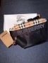 Чанта Burberry, снимка 1
