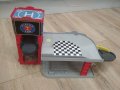 Комплект за игра писта  Disney Cars, Racing Piston Cup паркинг лот, снимка 6