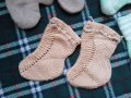 Ръчно плетени терлици и зимни плетени ръкавици за бебе  , снимка 4