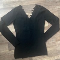 черна блузка с интересен гръб, снимка 7 - Блузи с дълъг ръкав и пуловери - 36164210
