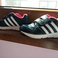 Маратонки Adidas за момиче , снимка 4 - Детски маратонки - 40163857