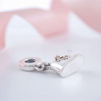 Талисман Pandora сребро 925 Baby Shoe Dangle Charm, снимка 3 - Гривни - 39439436