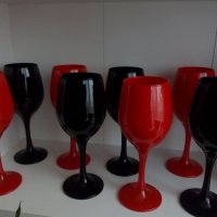Налични изпращам веднага комплект 6 броя черни и червени чаши за вино за всекидневно ползване, снимка 5 - Декорация за дома - 39458516