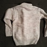 Детска жилетка, снимка 2 - Детски пуловери и жилетки - 30070303