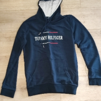 Tommy Hilfiger оригинален комплект анцунг, снимка 1 - Спортни дрехи, екипи - 44777420