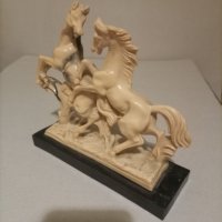 Уникална-Изключителна красива топ находка,фигурка статуетка на изящни коне., снимка 11 - Статуетки - 44344199