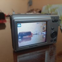 Цифров фотоапарат SAMSUNG ES55 , снимка 2 - Фотоапарати - 29699269