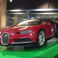 Bugatti Chiron  - мащаб 1:24 на Welly моделът е нов в кутия, снимка 1 - Колекции - 31595021