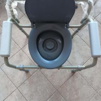Тоалетен стол- олекотен, нов, снимка 2 - Тоалетни столове - 33470101