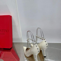 Valentino (реплика) 64, снимка 6 - Дамски обувки на ток - 44518331