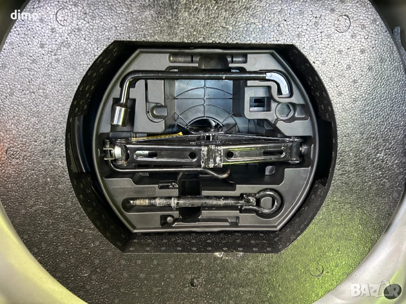 Авариен комплект за Peugeot 207  крик ключ кука, снимка 1