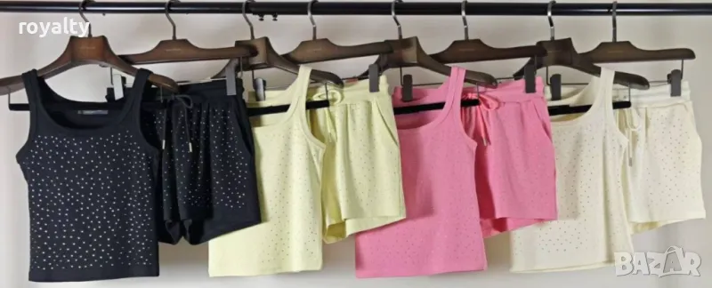 Дамски екипи с камъни Различни цветове , снимка 1